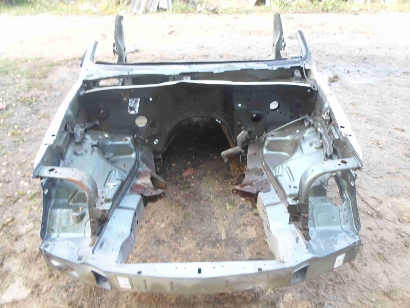 Петля двери