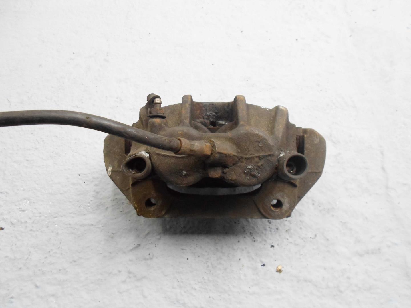 Суппорт передний правый