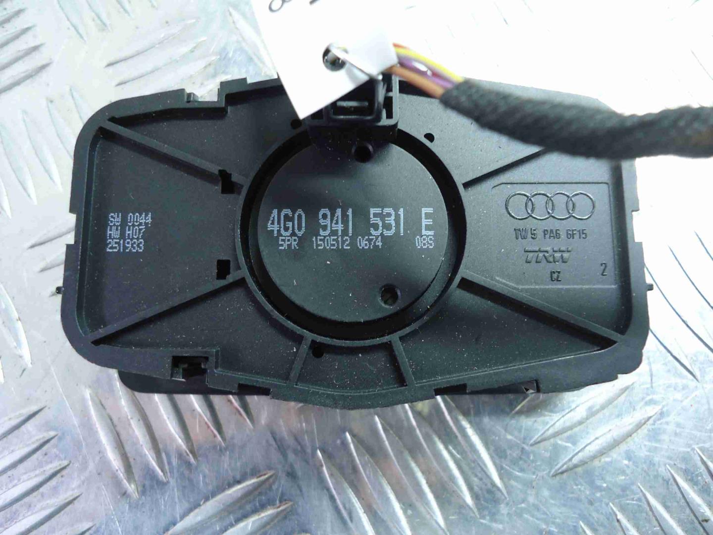 Переключатель света фар