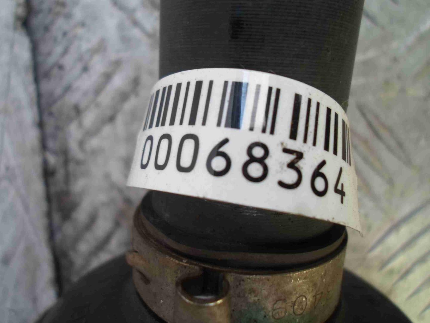 Полуось задняя левая