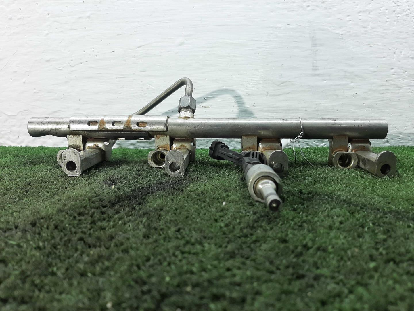 Рейка топливная (рампа)