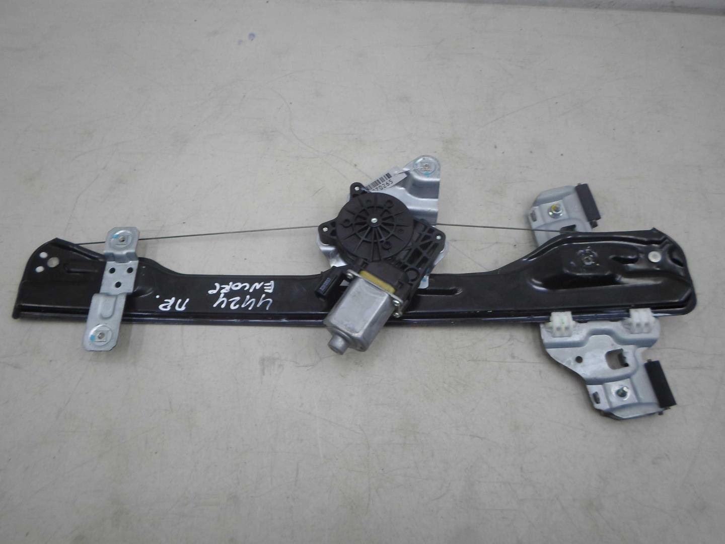 Стеклоподъемник электр. передний правый