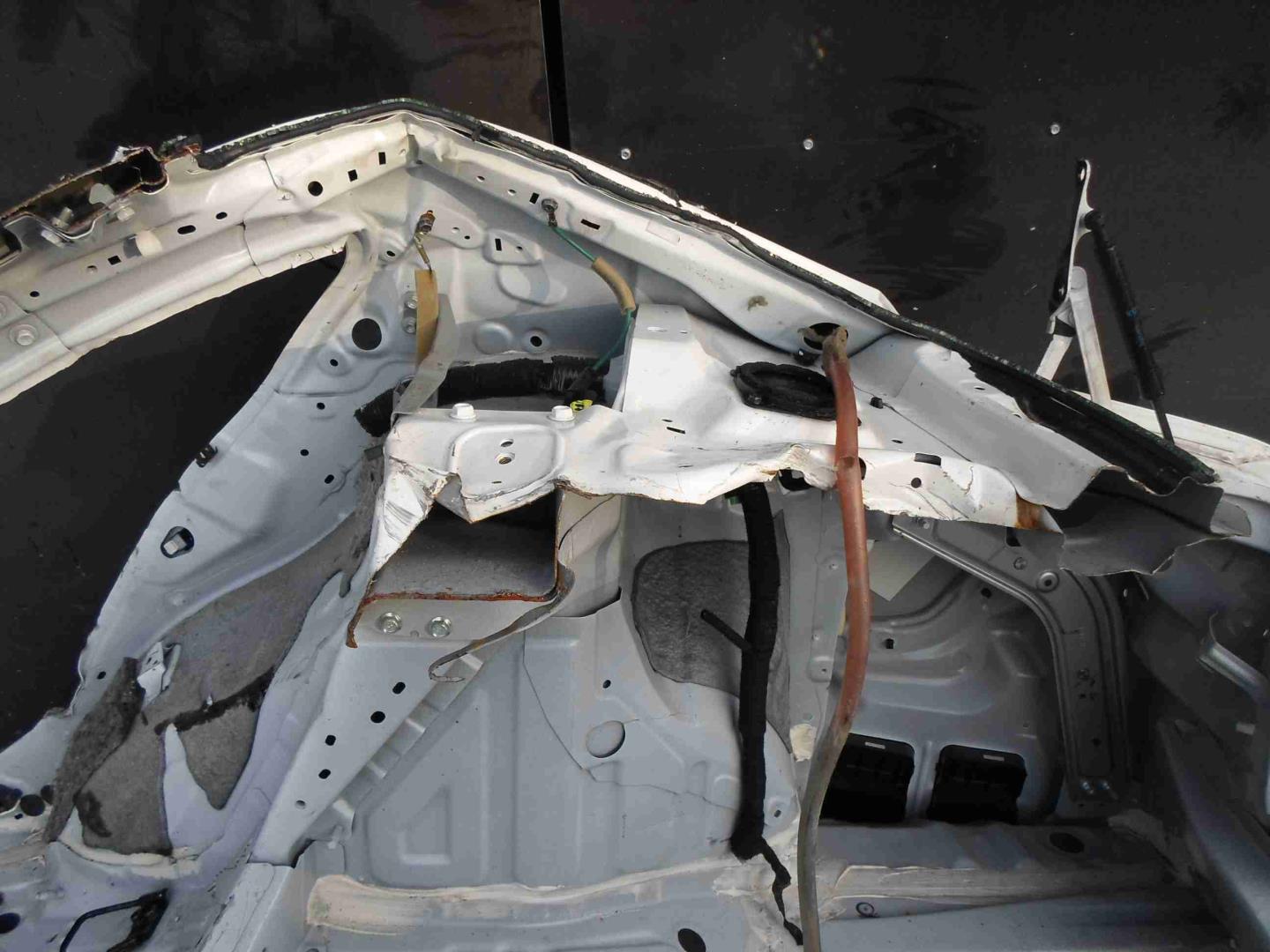 Крыло заднее правое