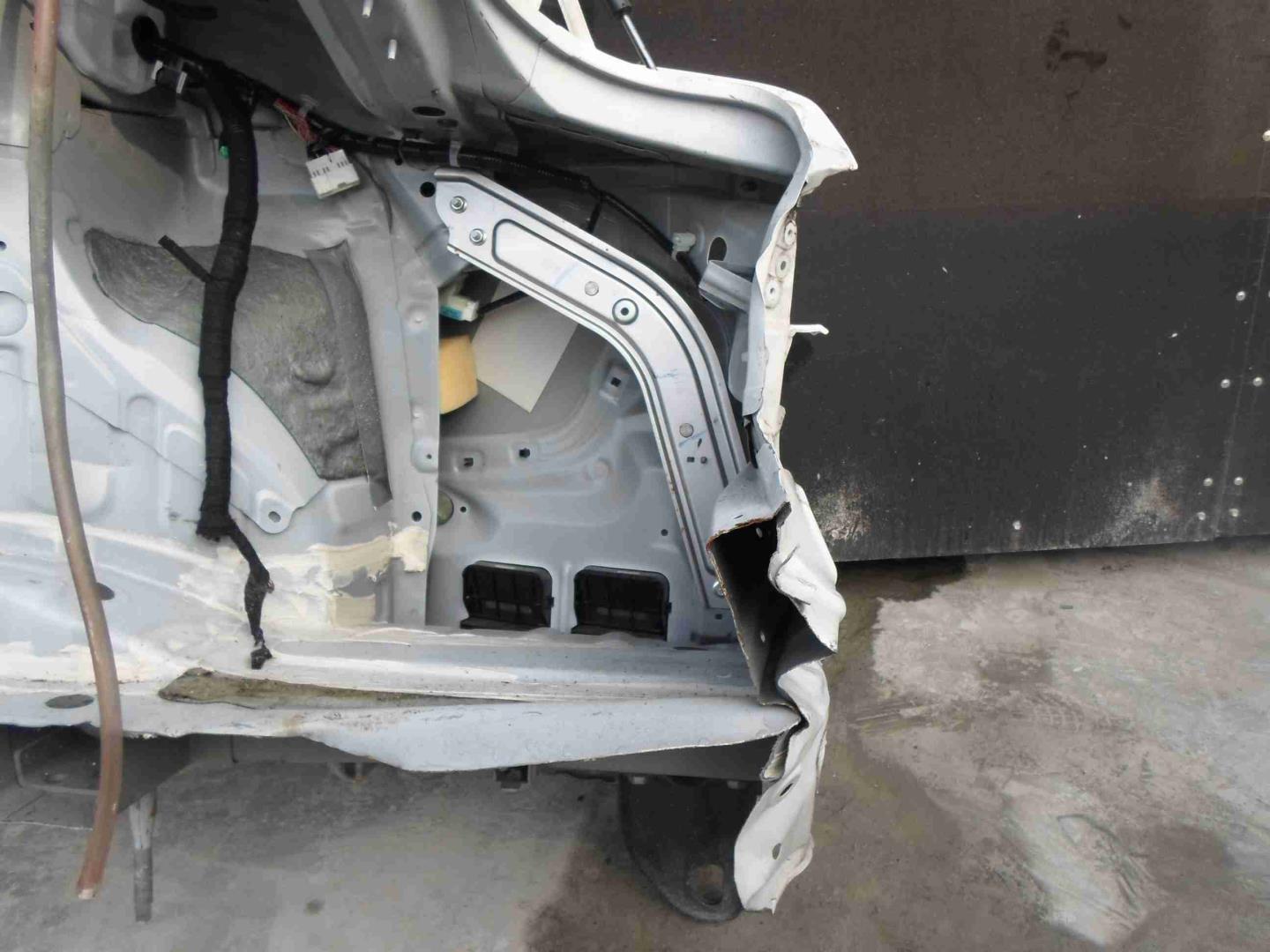 Крыло заднее правое