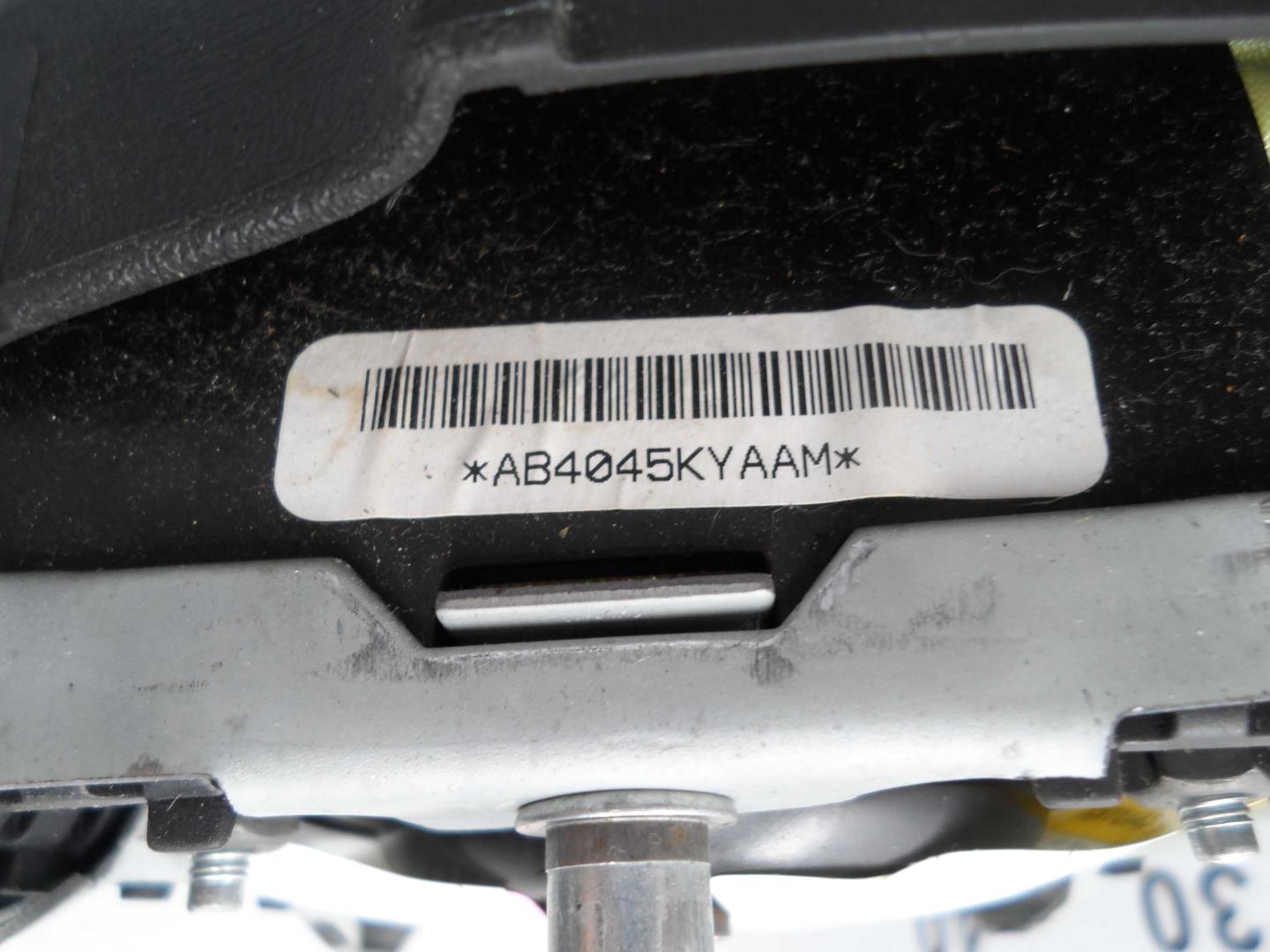 Подушка безопасности в рулевое колесо