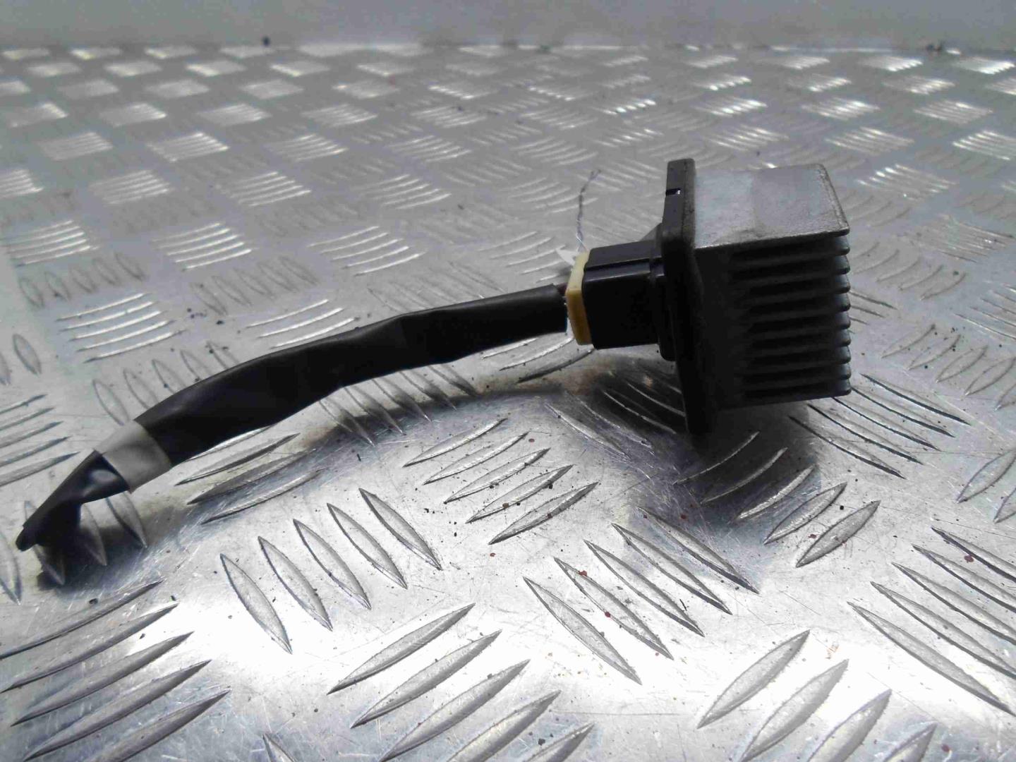 Резистор отопителя