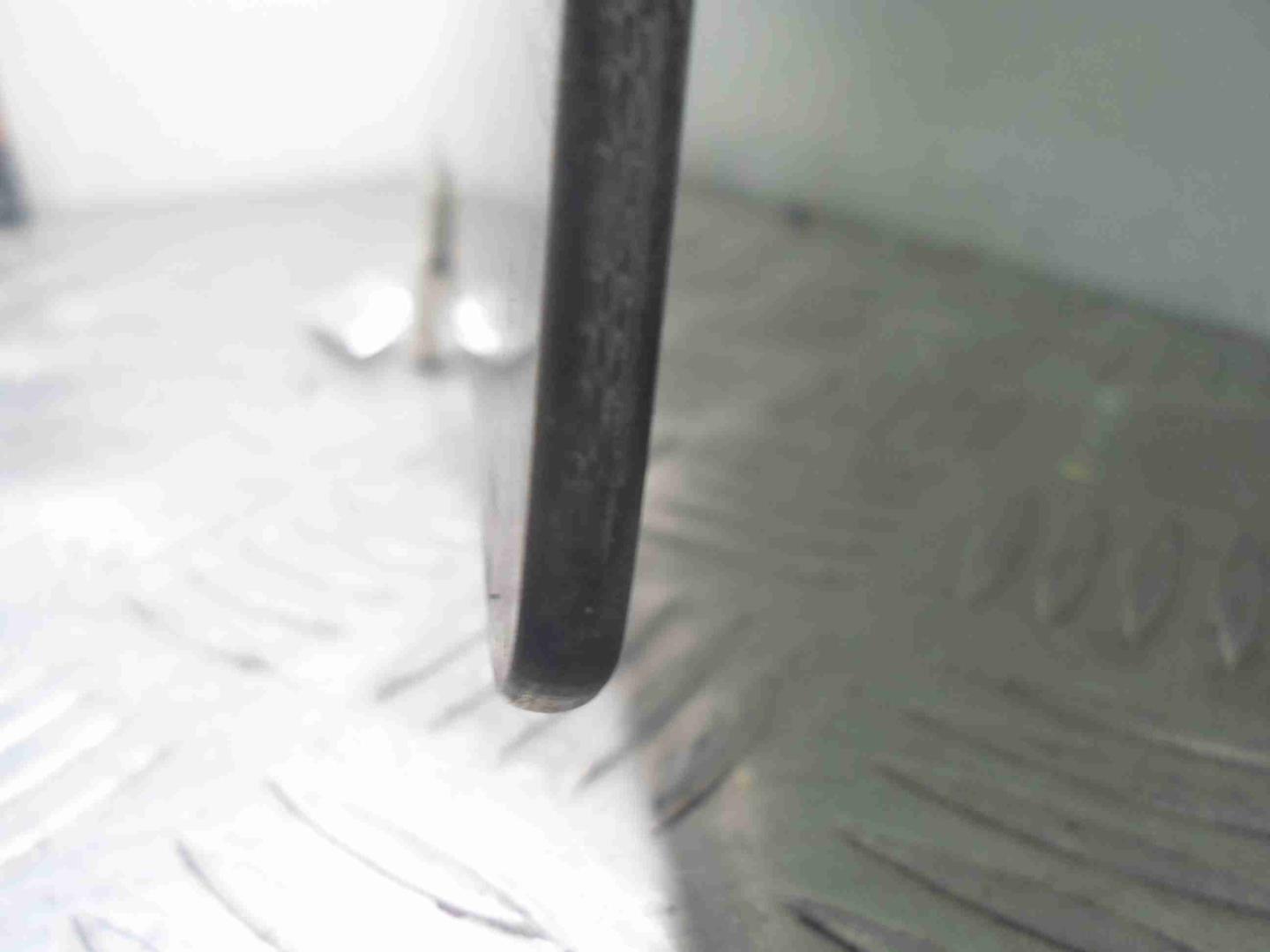 Стекло двери задней правой