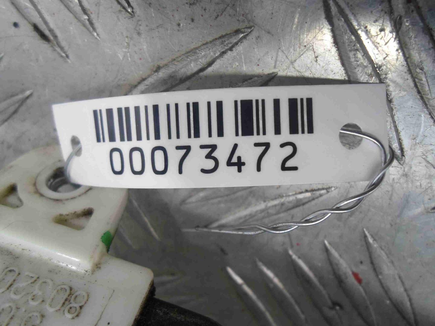 Стекло двери задней правой