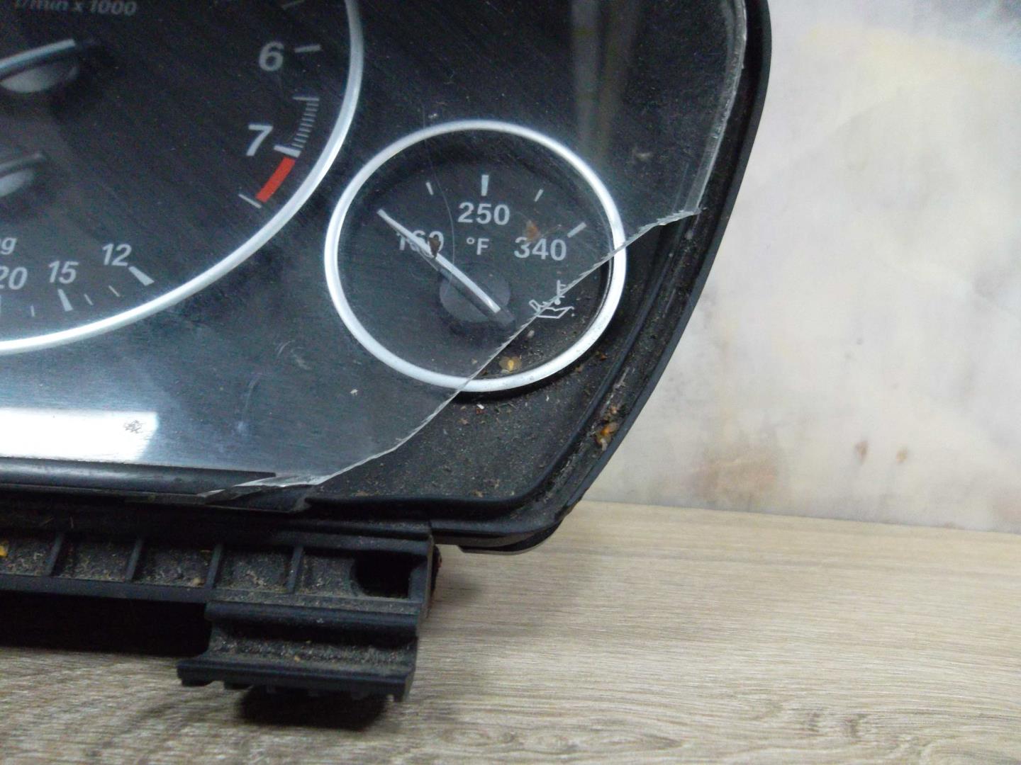 Панель приборов