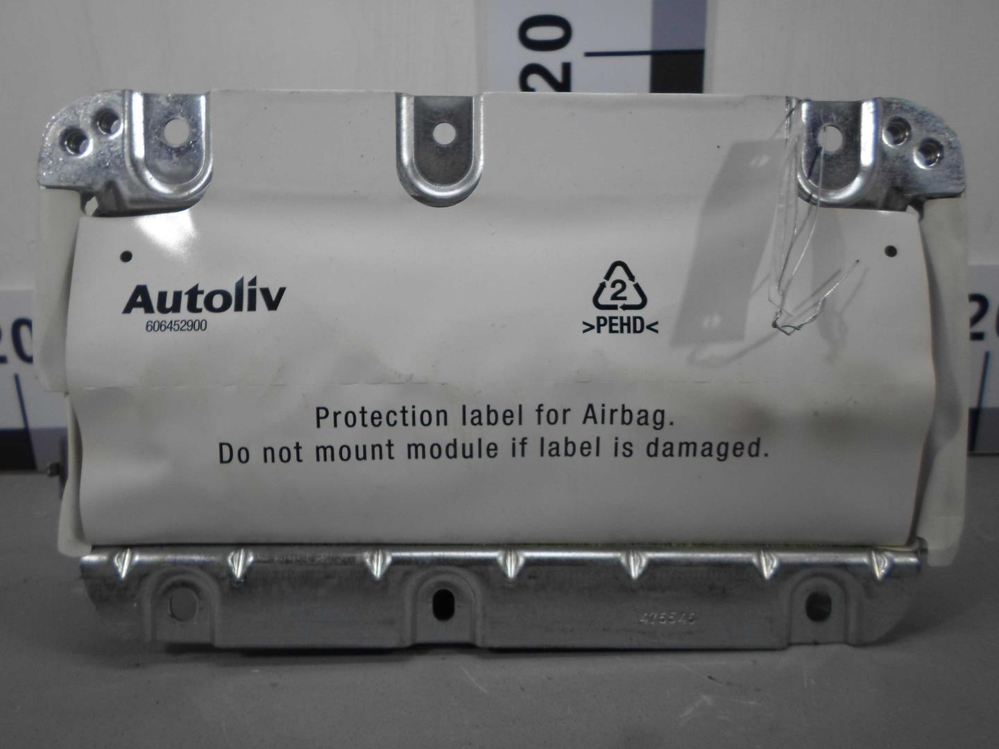 Подушка безопасности пассажирская (в торпедо)