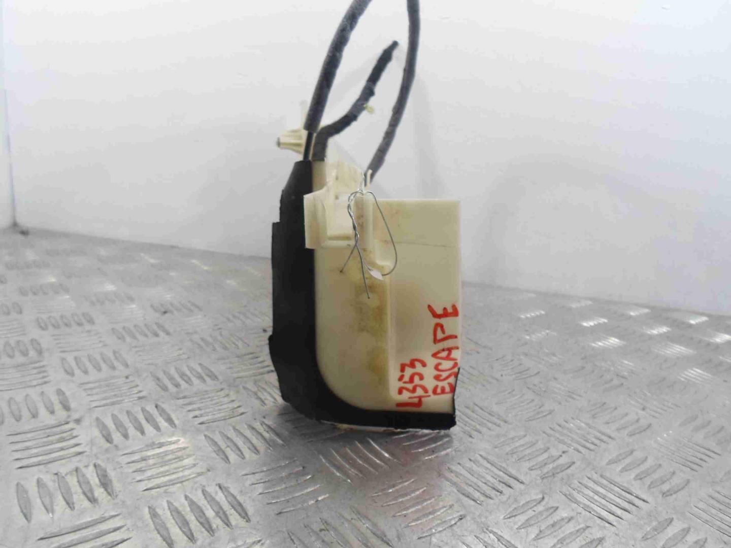 Замок двери задней правой