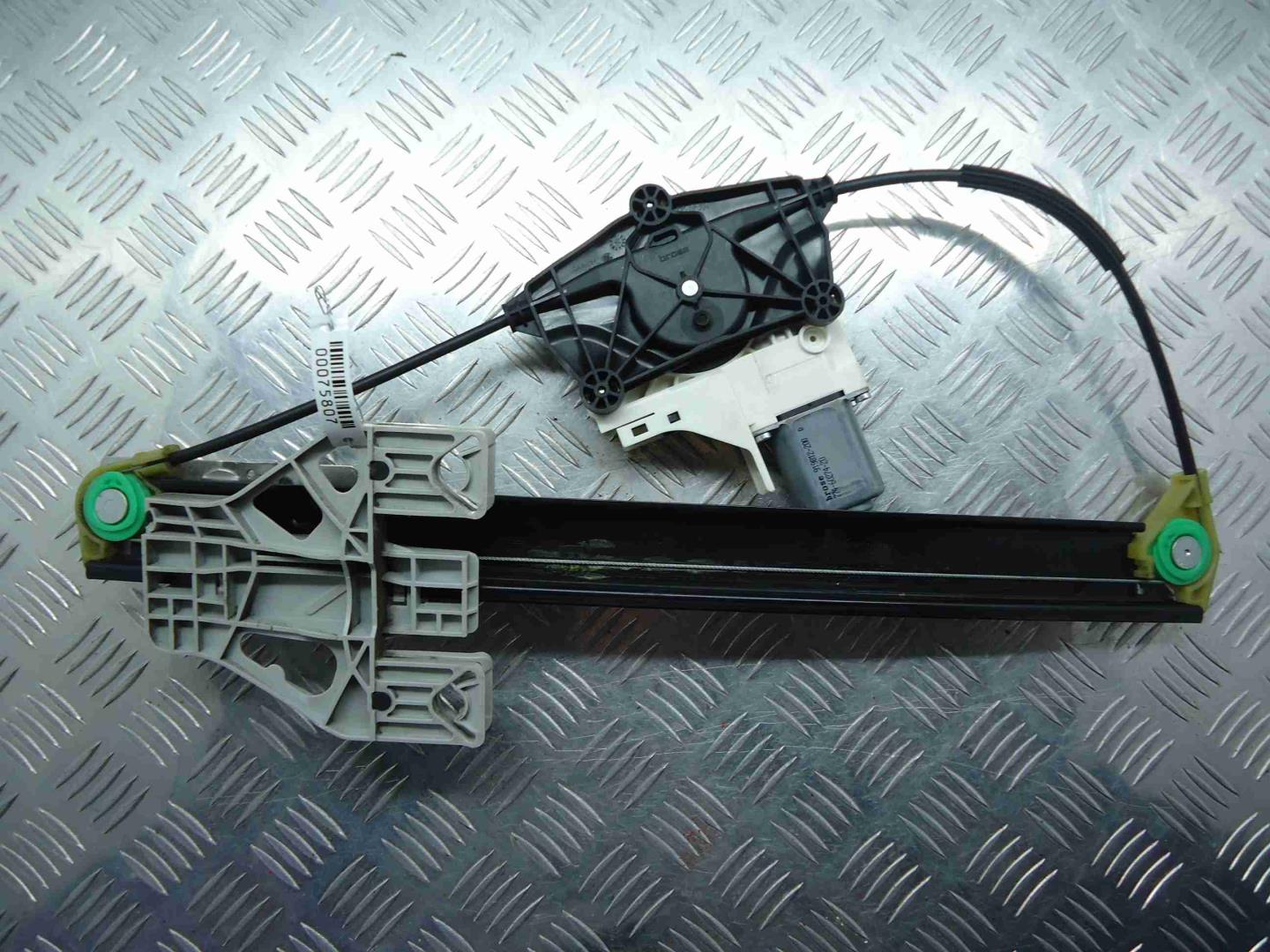 Стеклоподъемник электр. задний левый