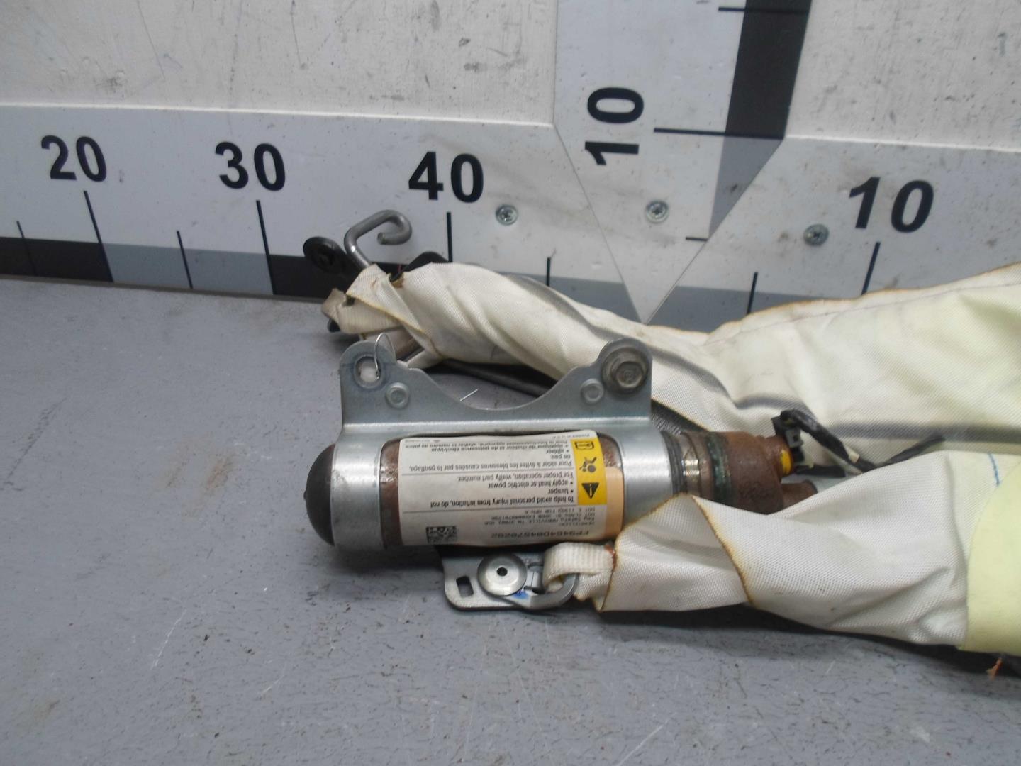 Подушка безопасности боковая (шторка)