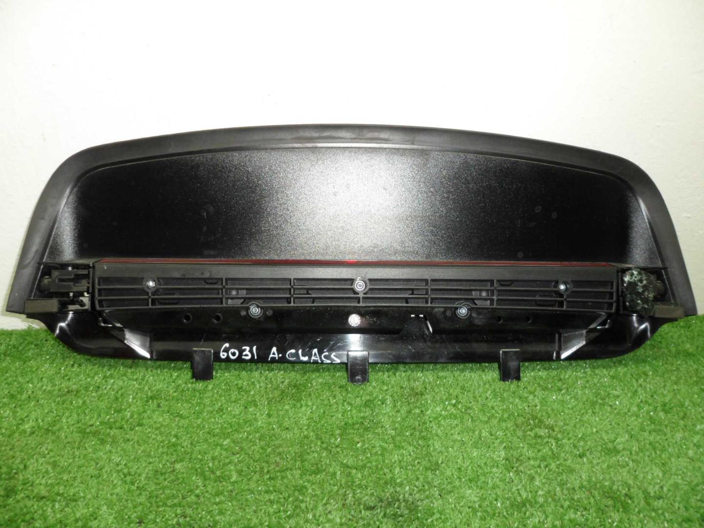 Фонарь задний (стоп сигнал)