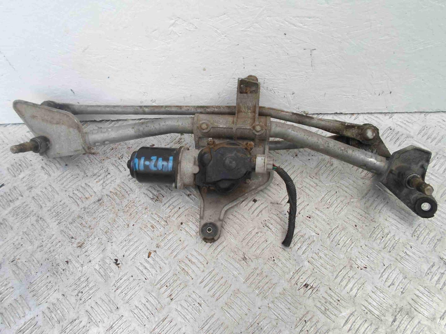 Трапеция стеклоочистителей