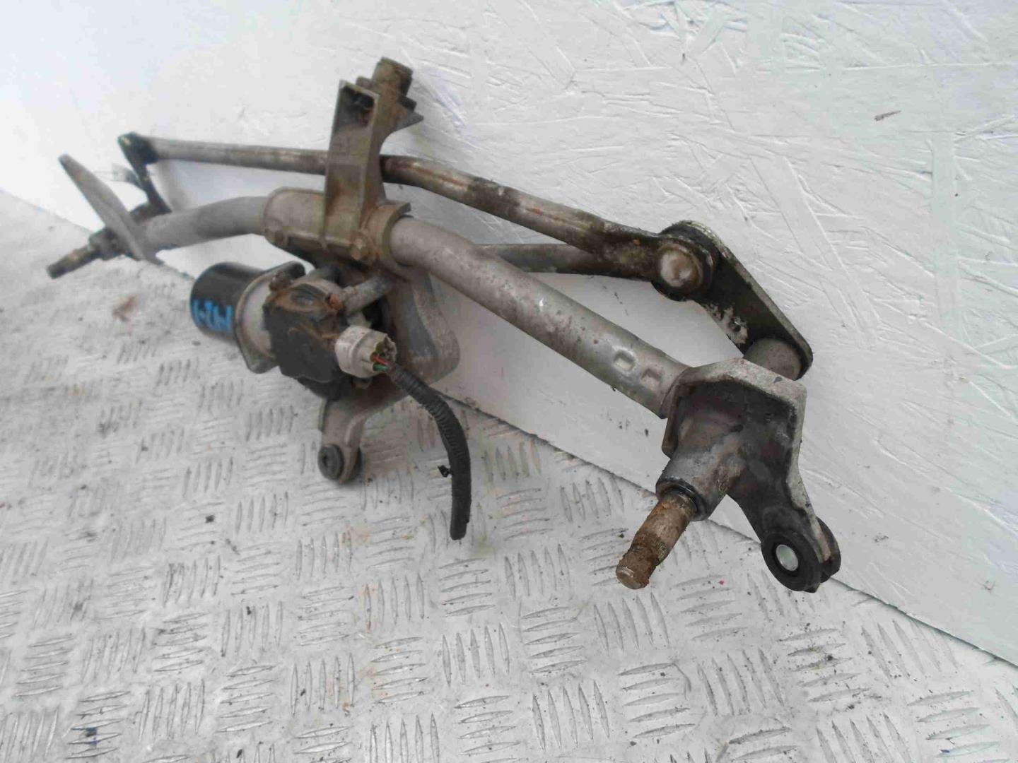 Трапеция стеклоочистителей