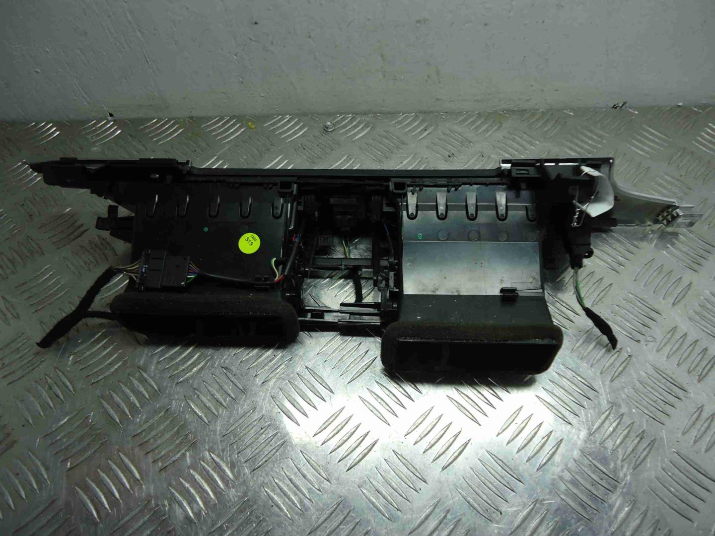 Дефлектор воздушный