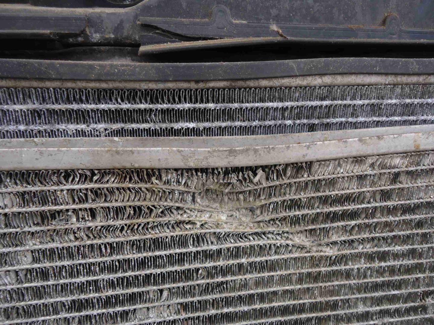 Радиатор охлаждения двигателя основной