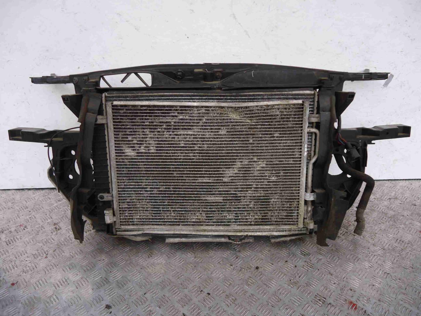 Радиатор охлаждения двигателя основной