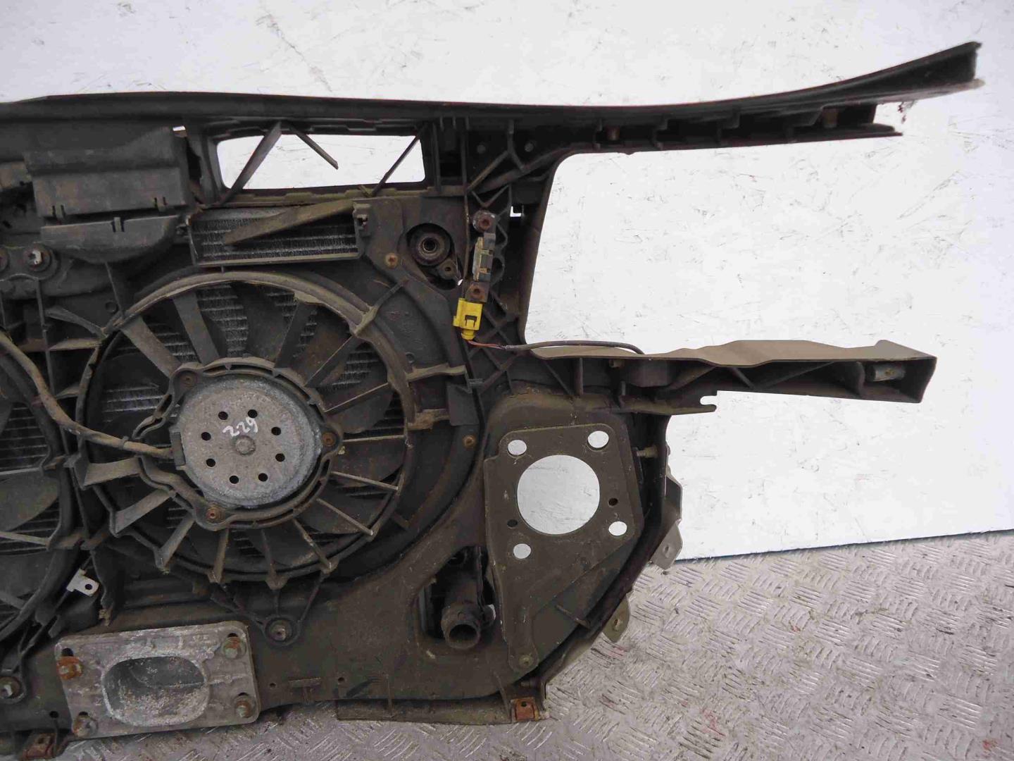 Радиатор охлаждения двигателя основной