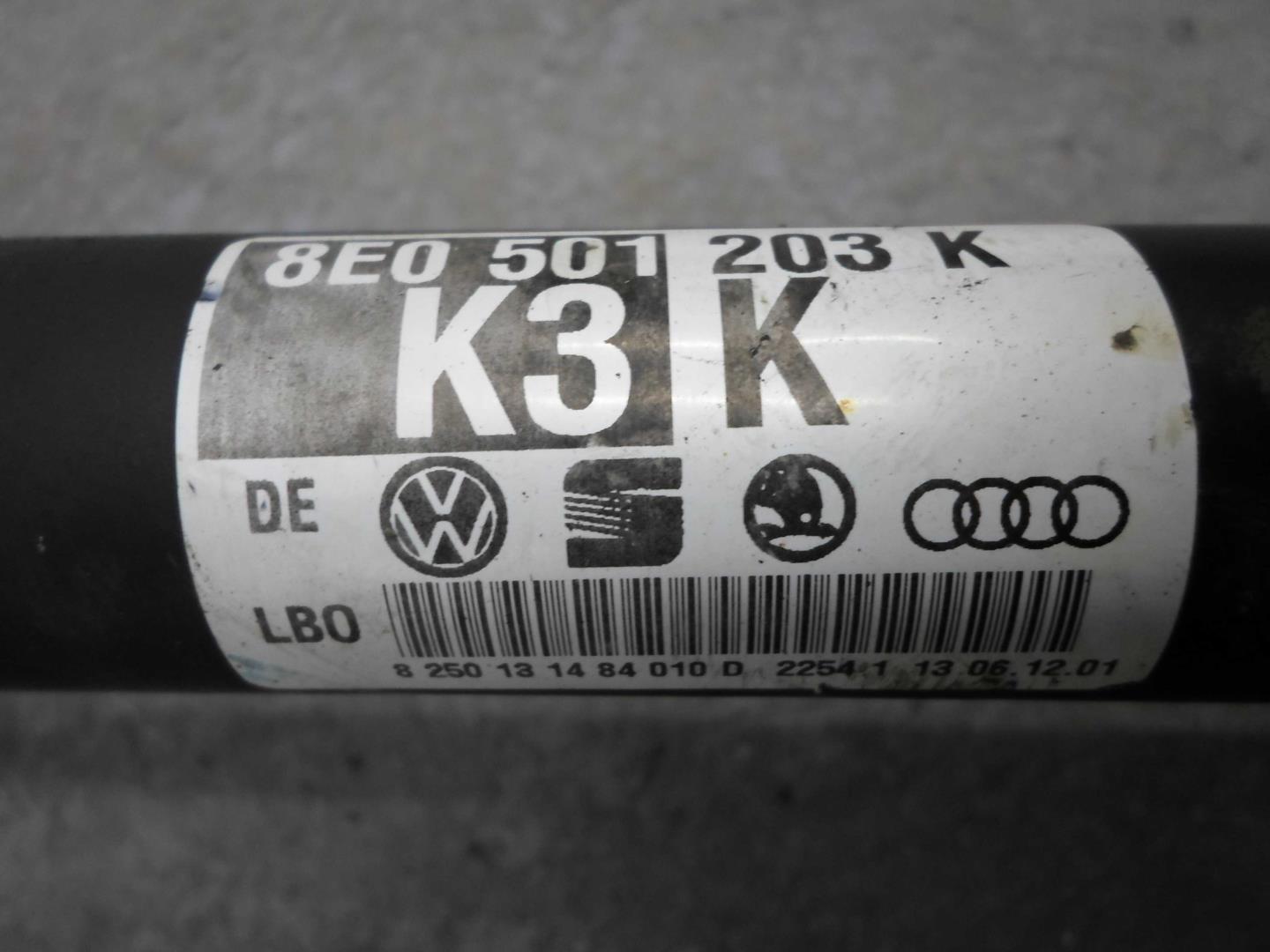 Полуось задняя правая для A4 (B6) 2000-2004