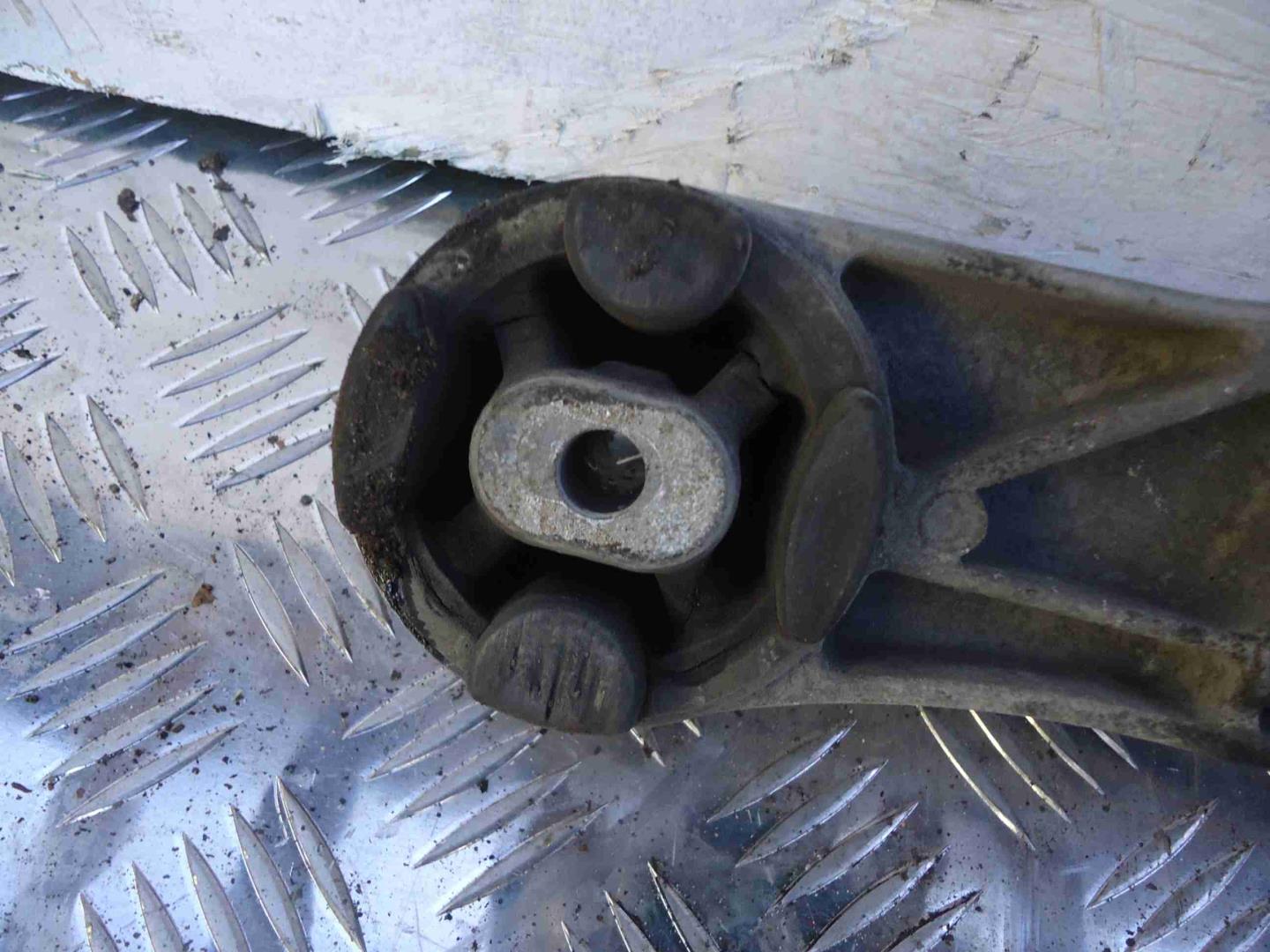 Кронштейн редуктора