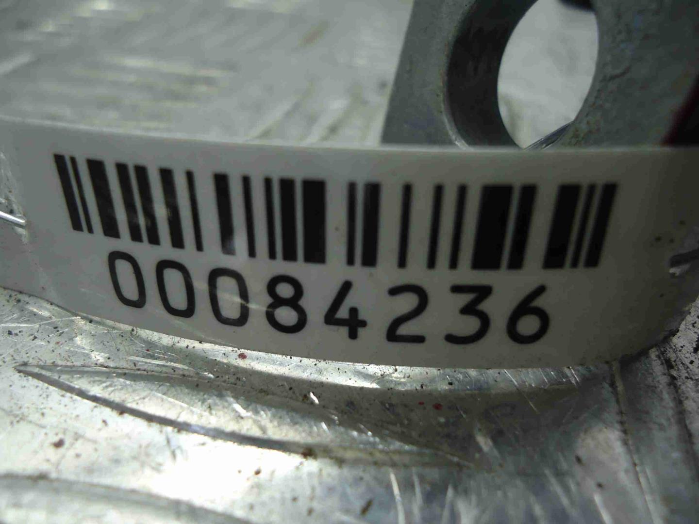 Петля двери