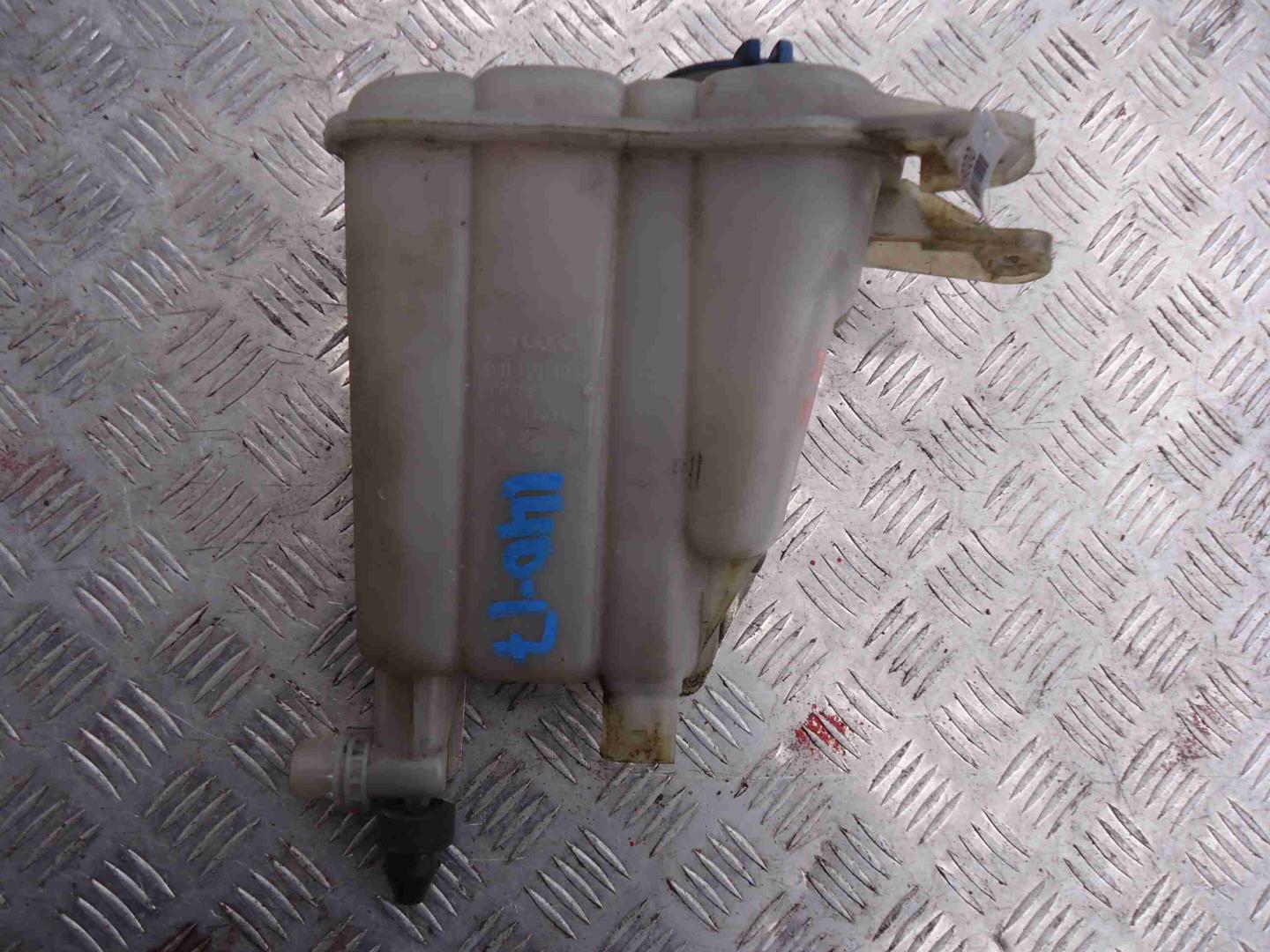 Бачок расширительный