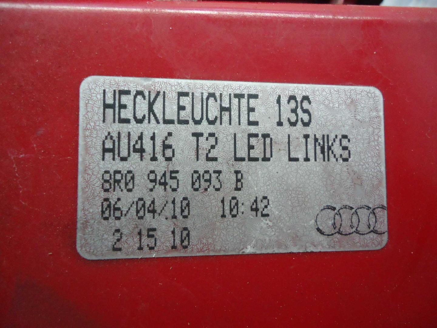 Фонарь задний внутренний левый