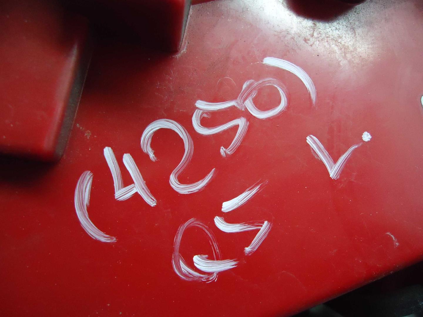 Фонарь задний внутренний левый