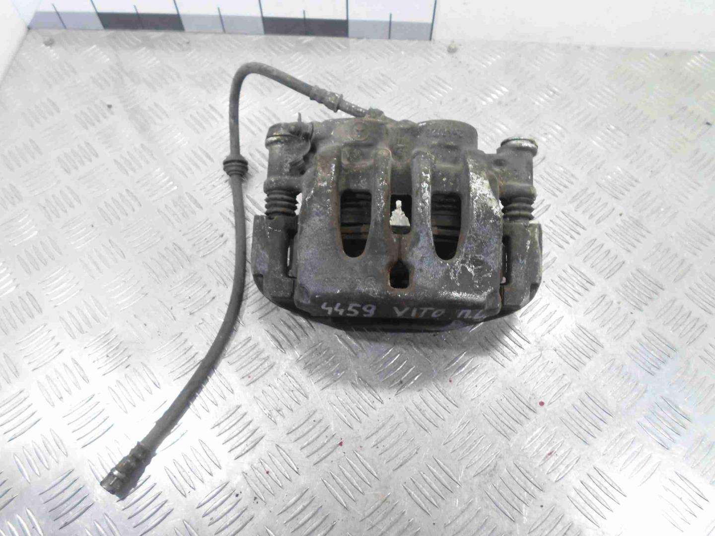 Суппорт передний левый