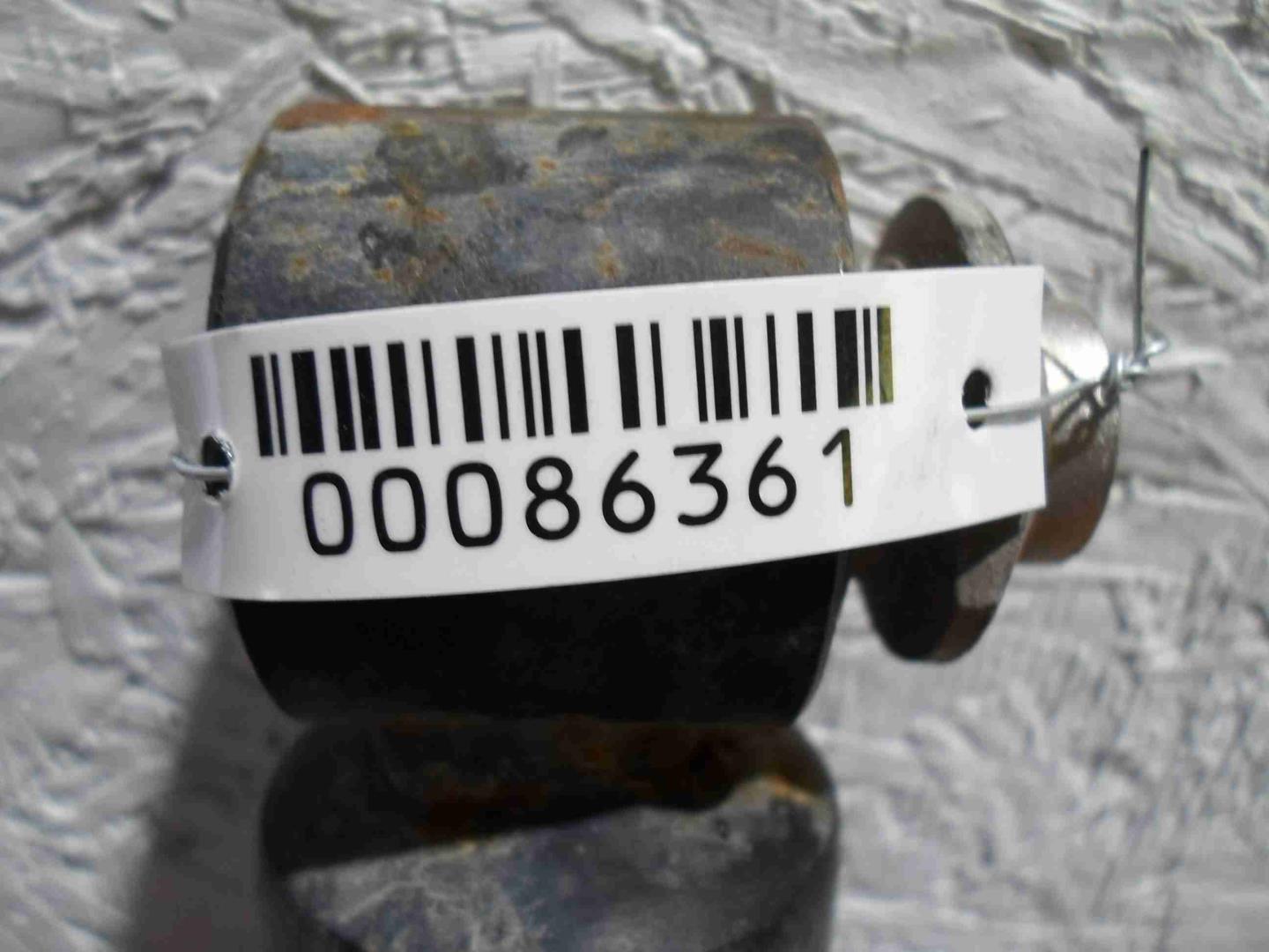 Амортизатор задний правый