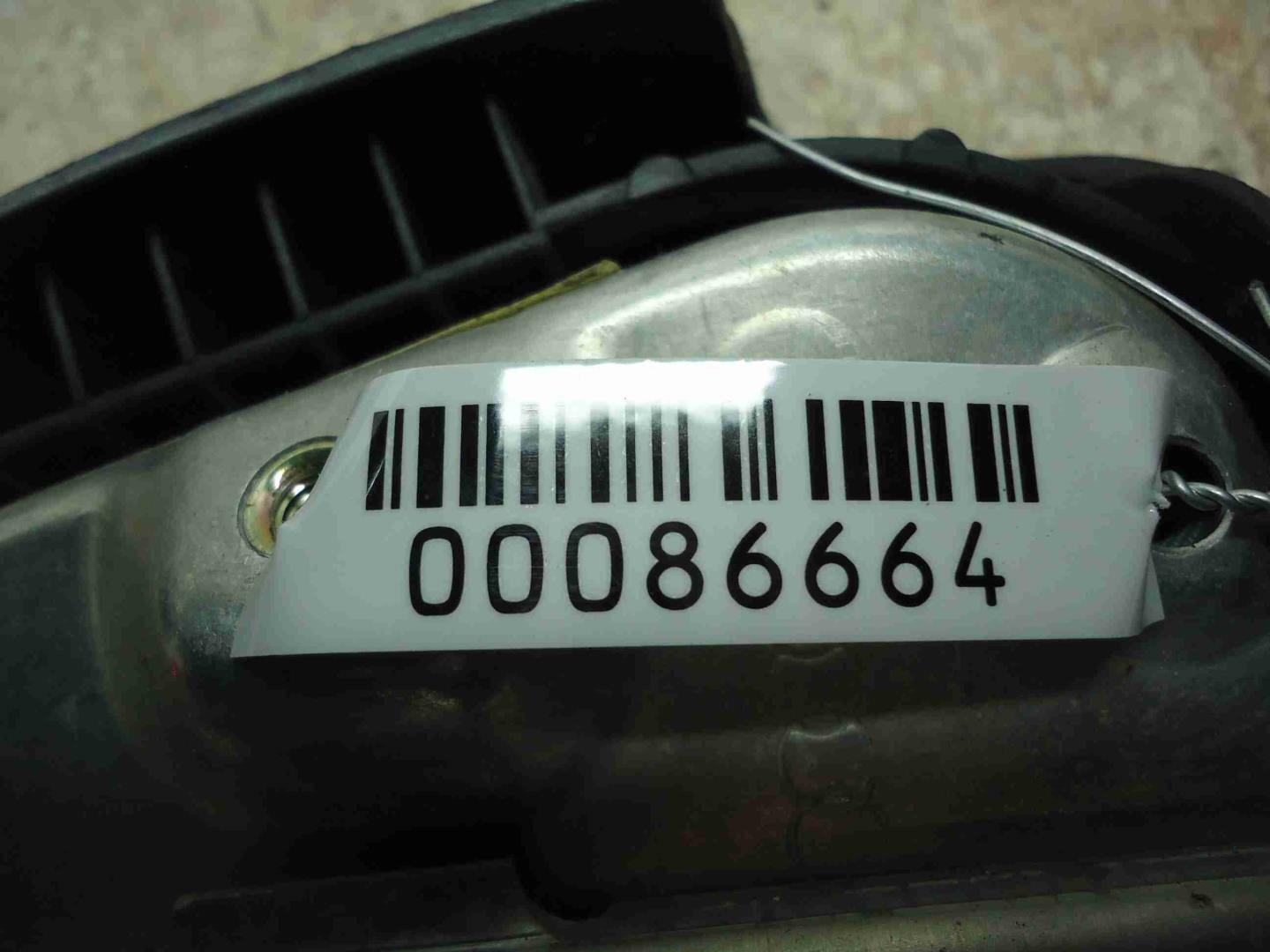 Подушка безопасности в рулевое колесо