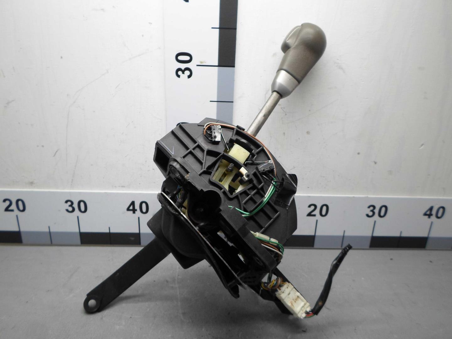 Кулиса МКПП / АКПП