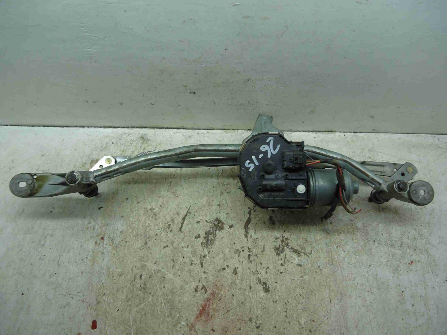 Трапеция стеклоочистителей