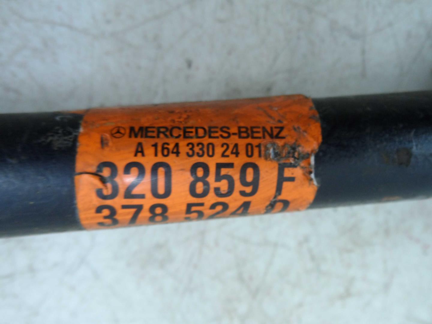 Полуось передняя правая