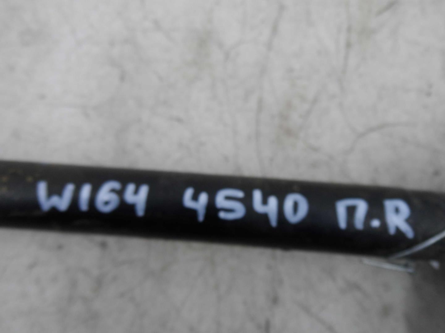 Полуось передняя правая