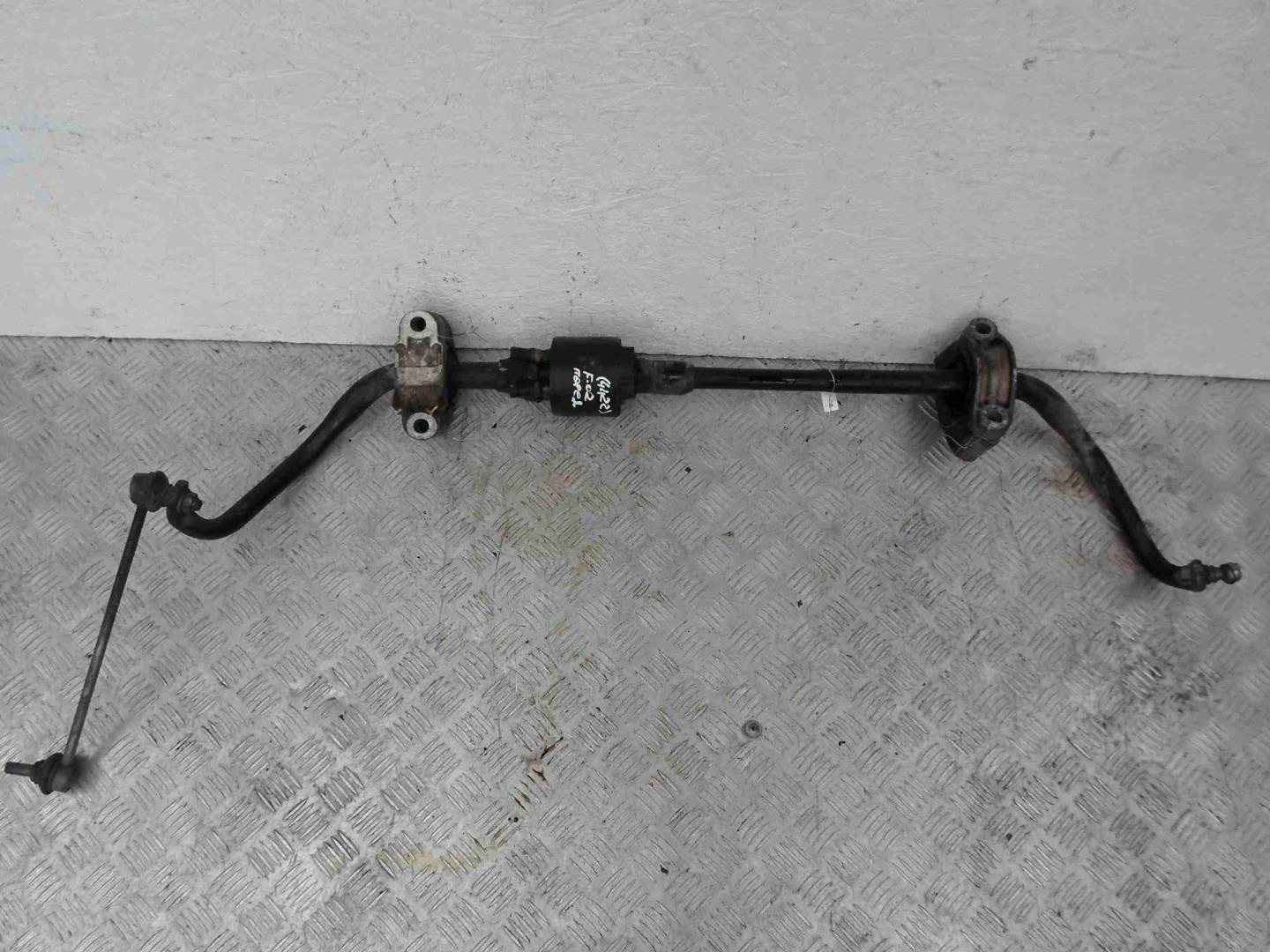 Стабилизатор передний