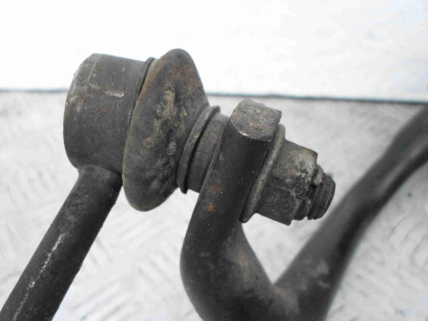 Стабилизатор передний