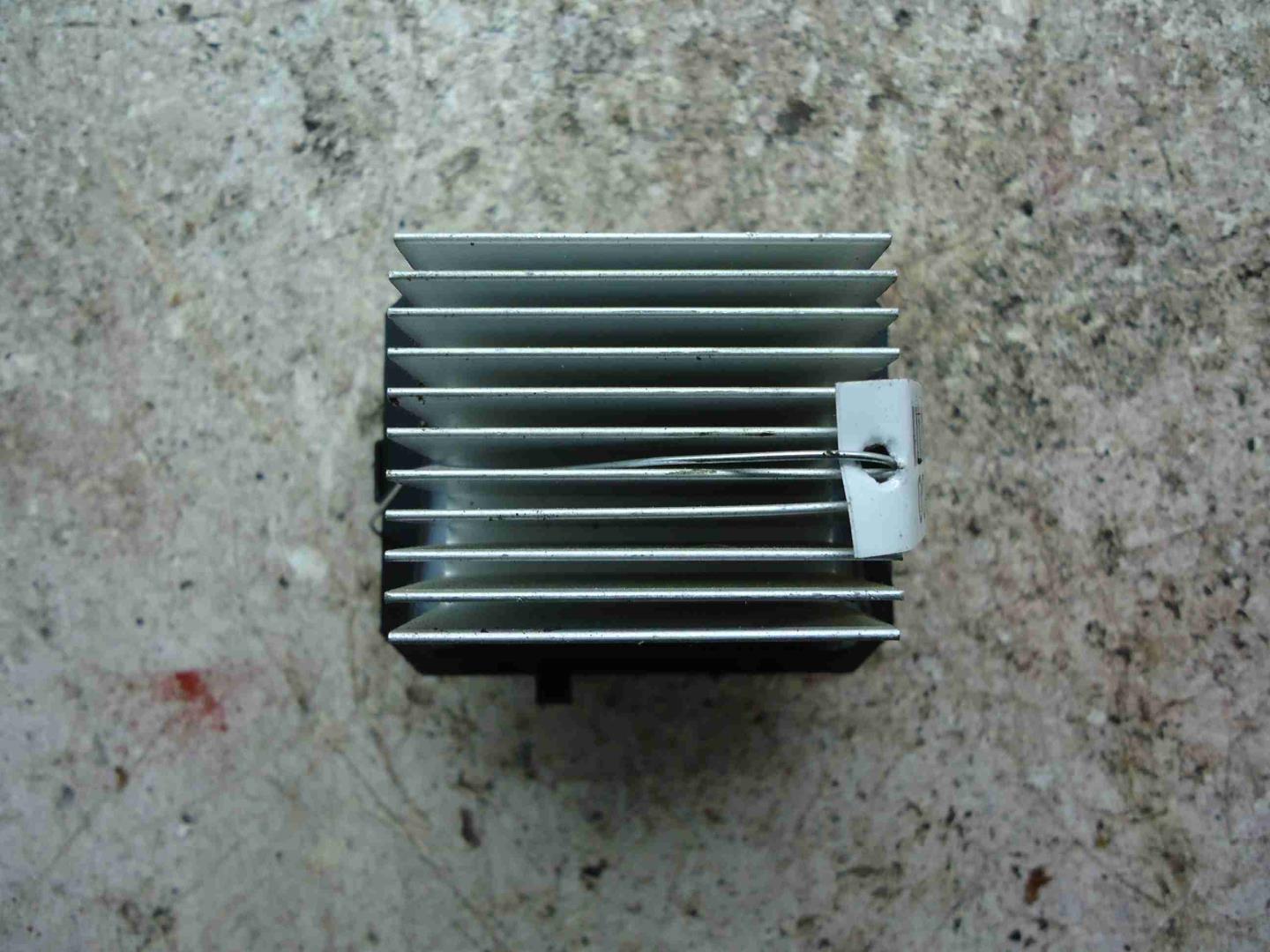 Резистор отопителя