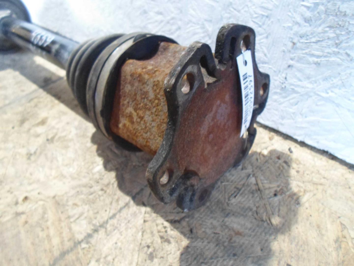 Полуось передняя правая