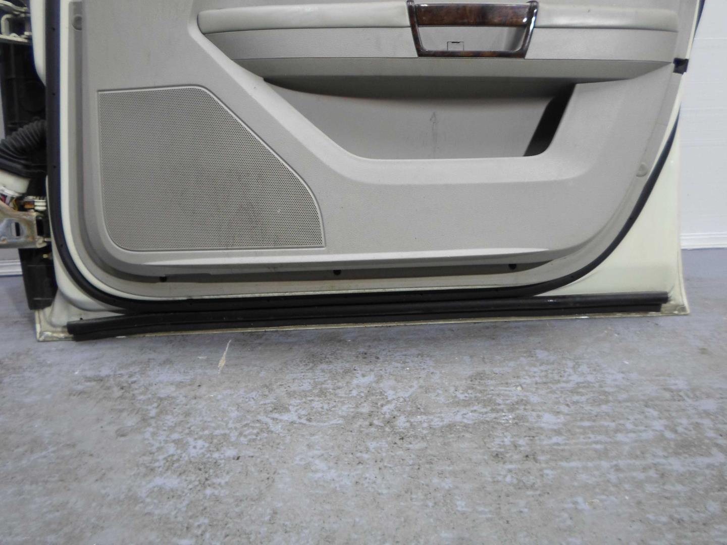 Дверь передняя правая