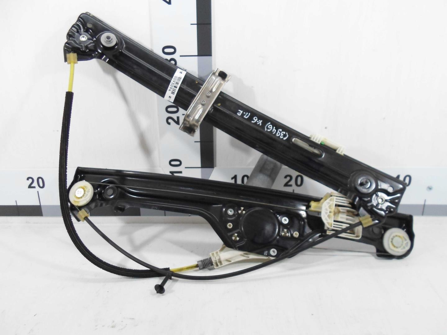 Стеклоподъемник электр. передний правый