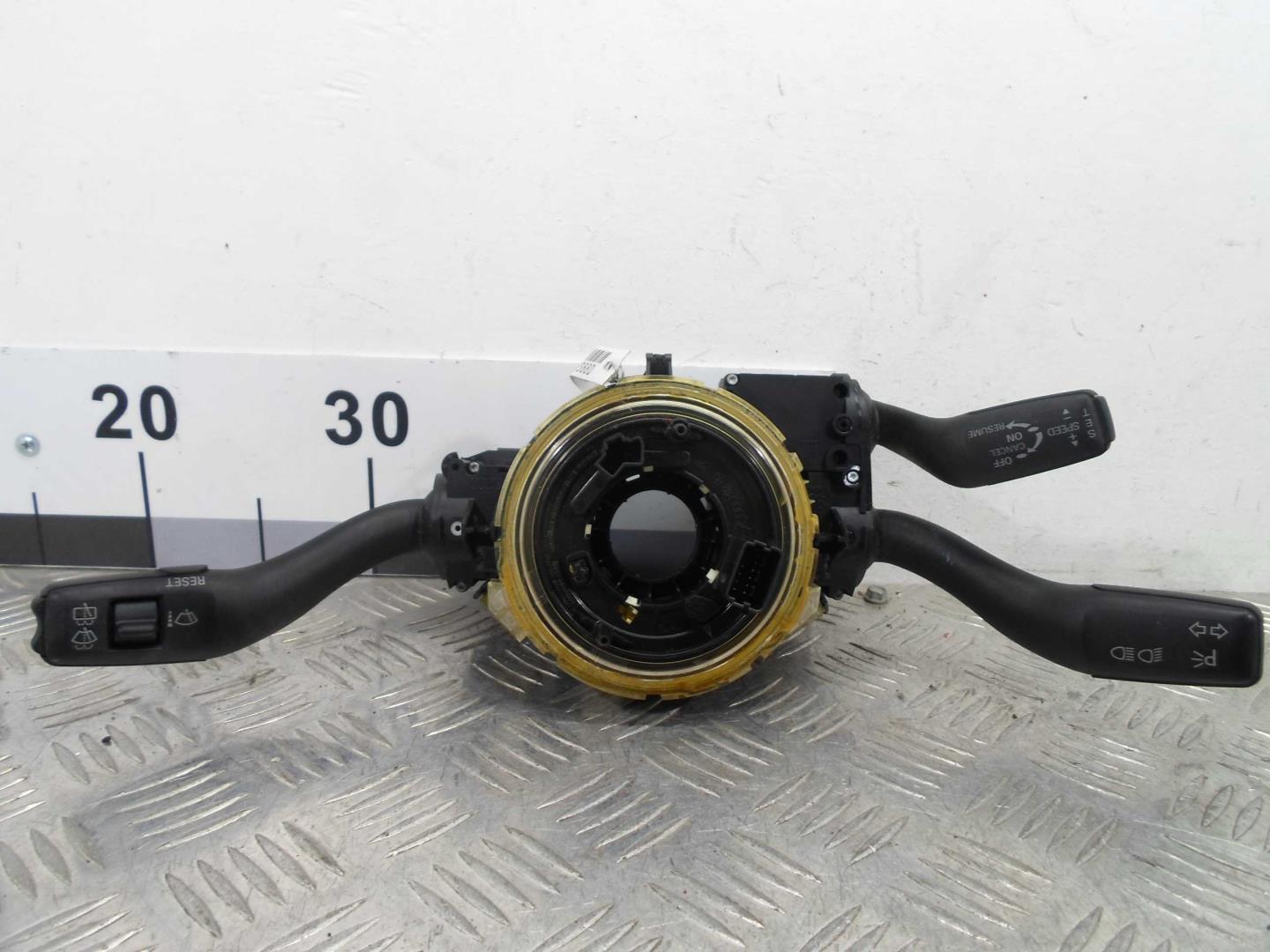 Переключатель подрулевой