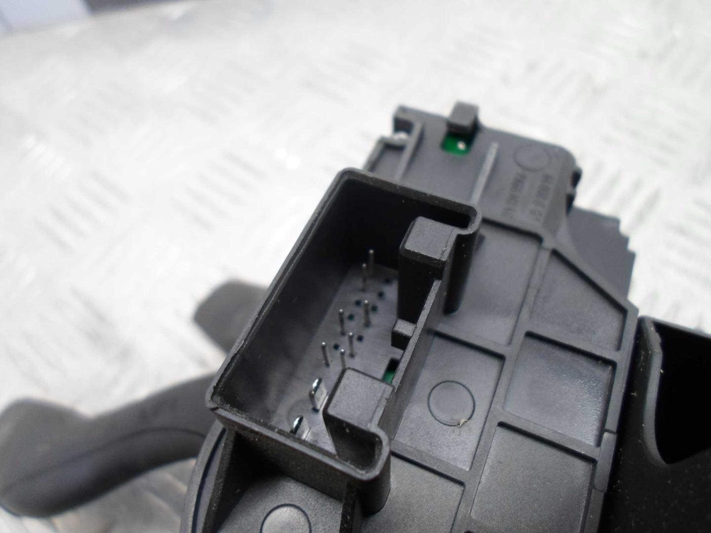 Переключатель подрулевой