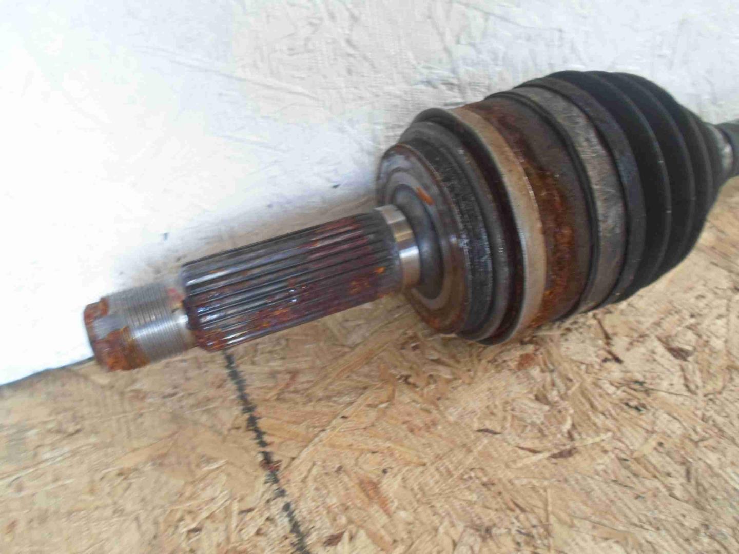 Полуось задняя правая