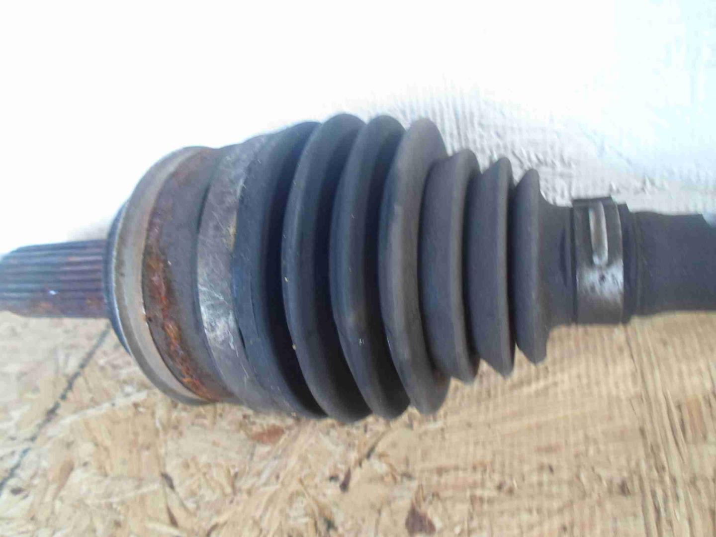 Полуось задняя правая