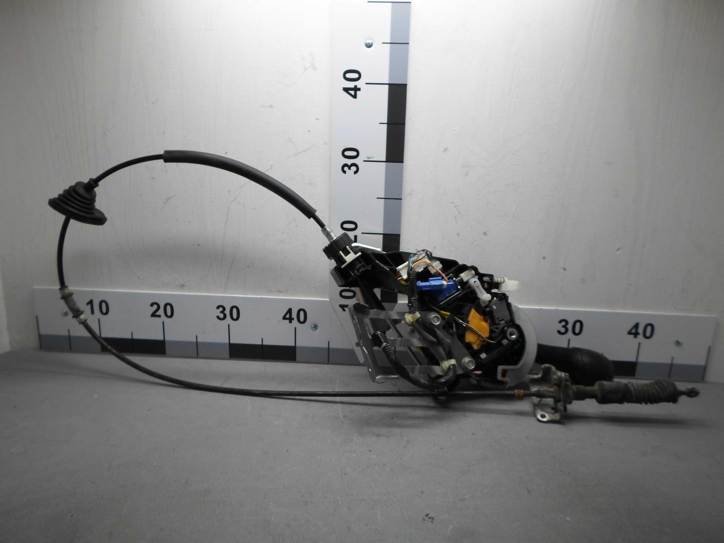 Кулиса МКПП / АКПП