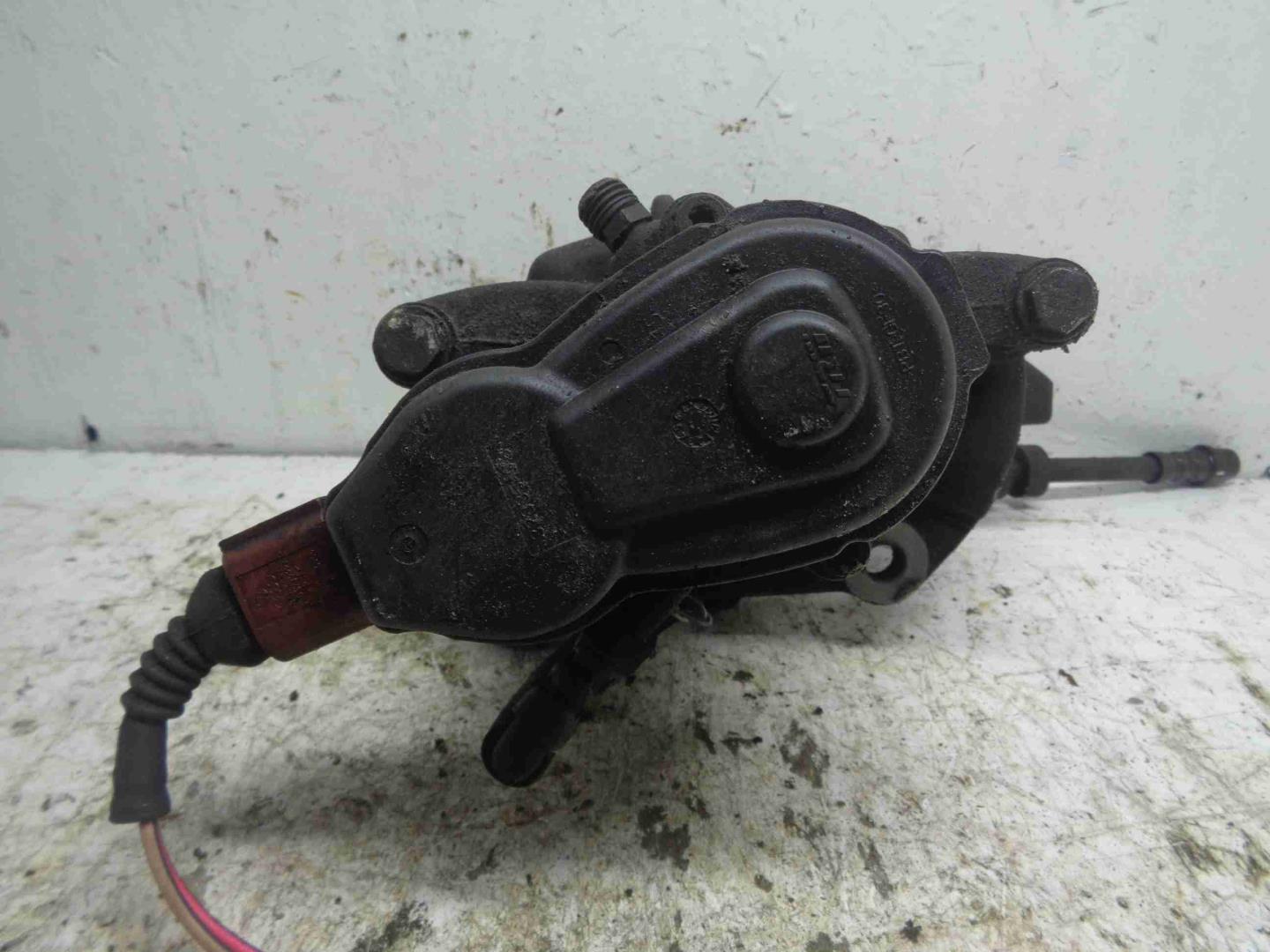 Суппорт задний левый