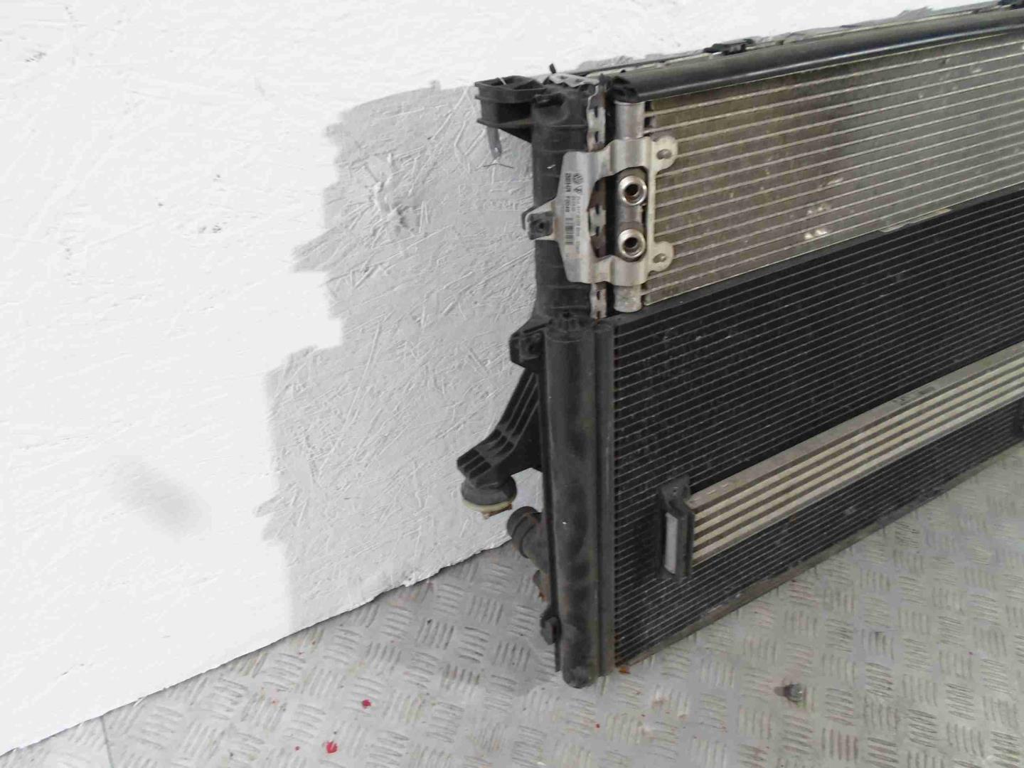Радиатор кондиционера / конденсер